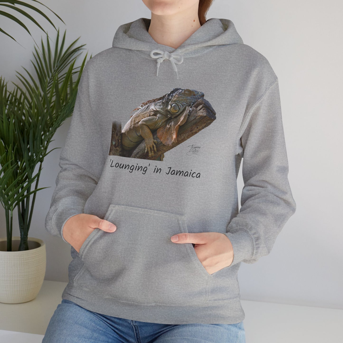 ‘Lounging’ Jamaica - Unisex Heavy Blend™ Hooded Sweatshirt